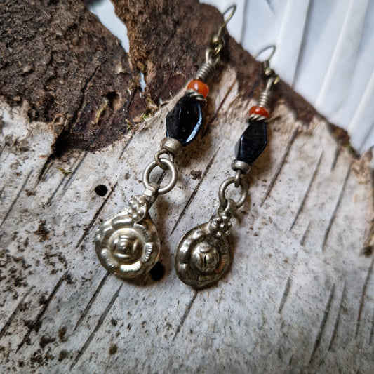 Earrings with orange and roses