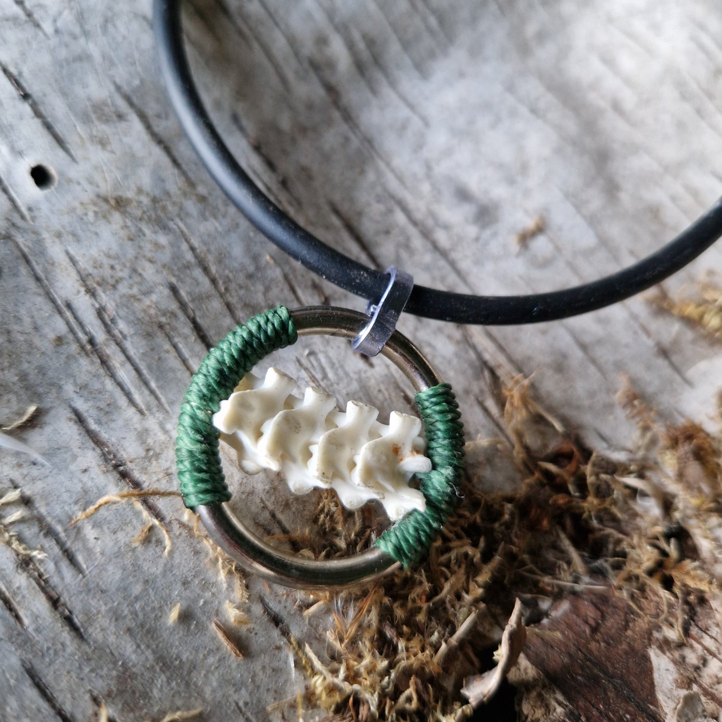 Bone pendant green